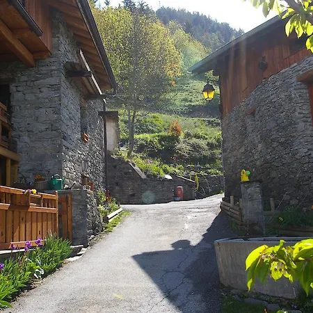B&B La Maison De Calixte 부르생모리스