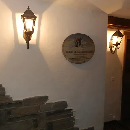 B&B La Maison De Calixte 부르생모리스