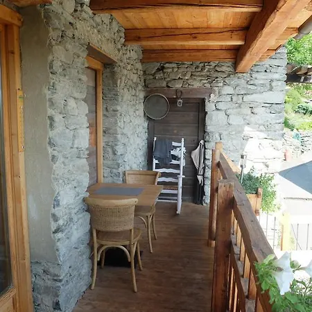 La Maison De Calixte 부르생모리스